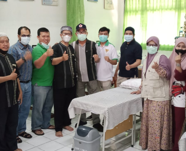 Tim Dokter Khitanan Massal